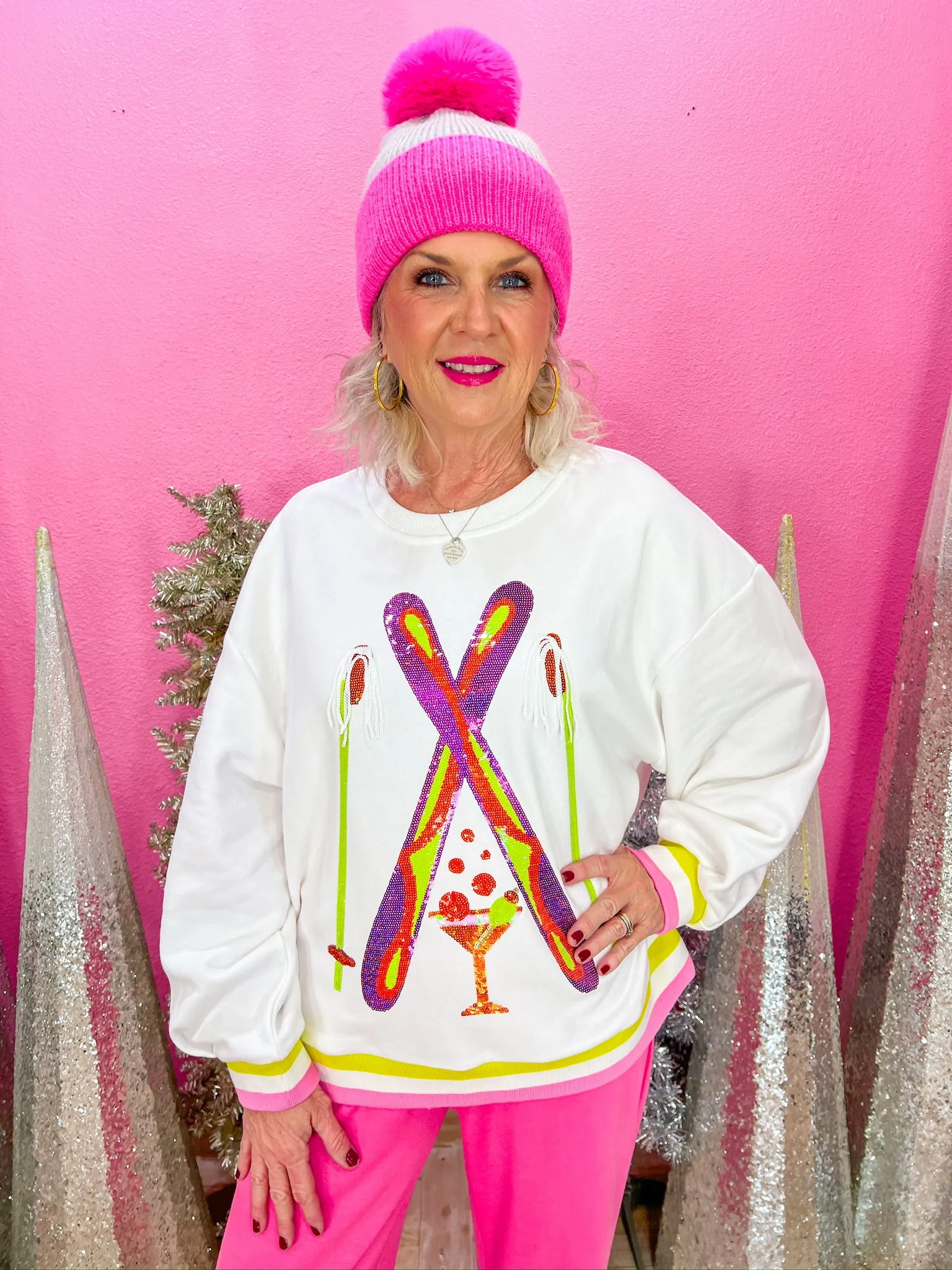 Crossing Ski & Cocktail Sweatshirt - White