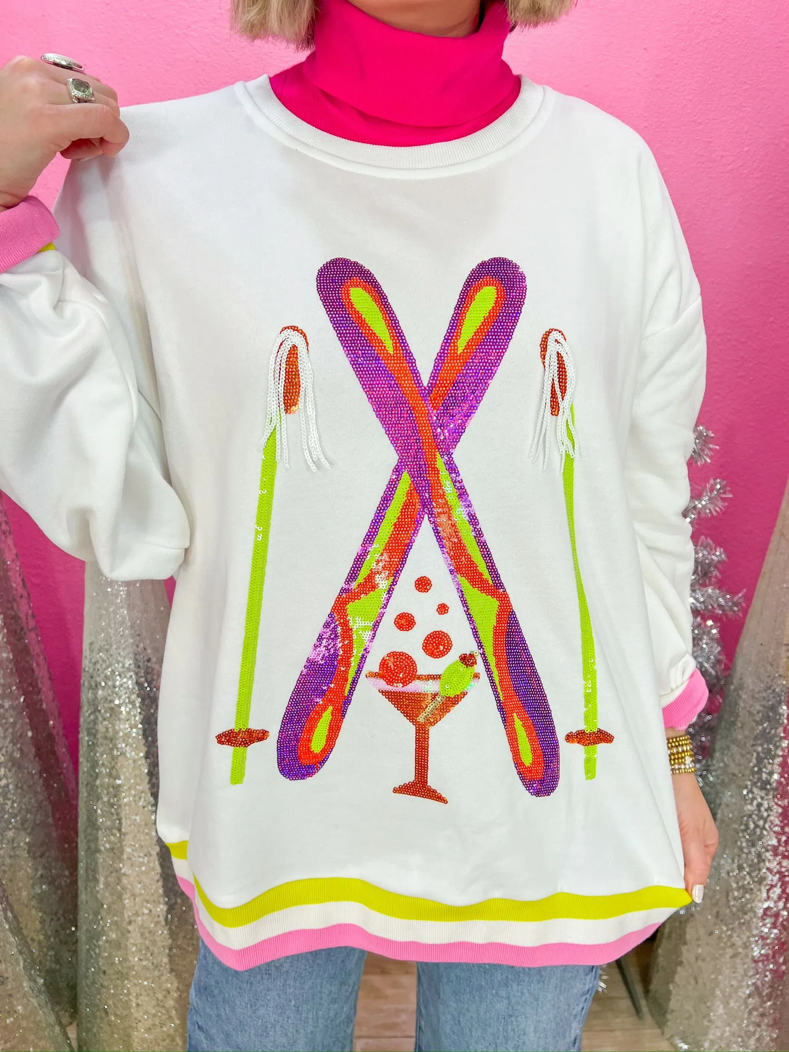 Crossing Ski & Cocktail Sweatshirt - White