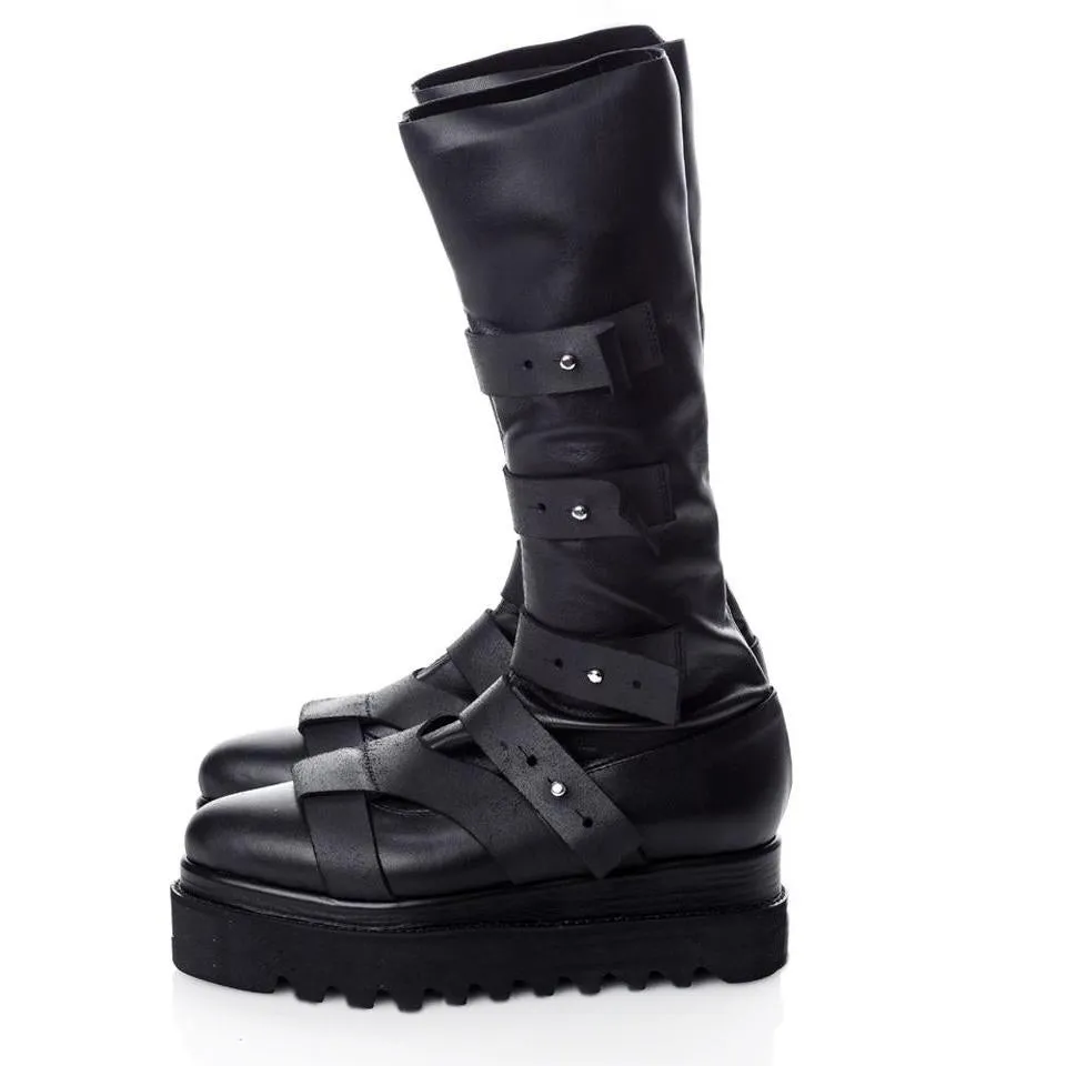 Easy Strappy black stretch boots