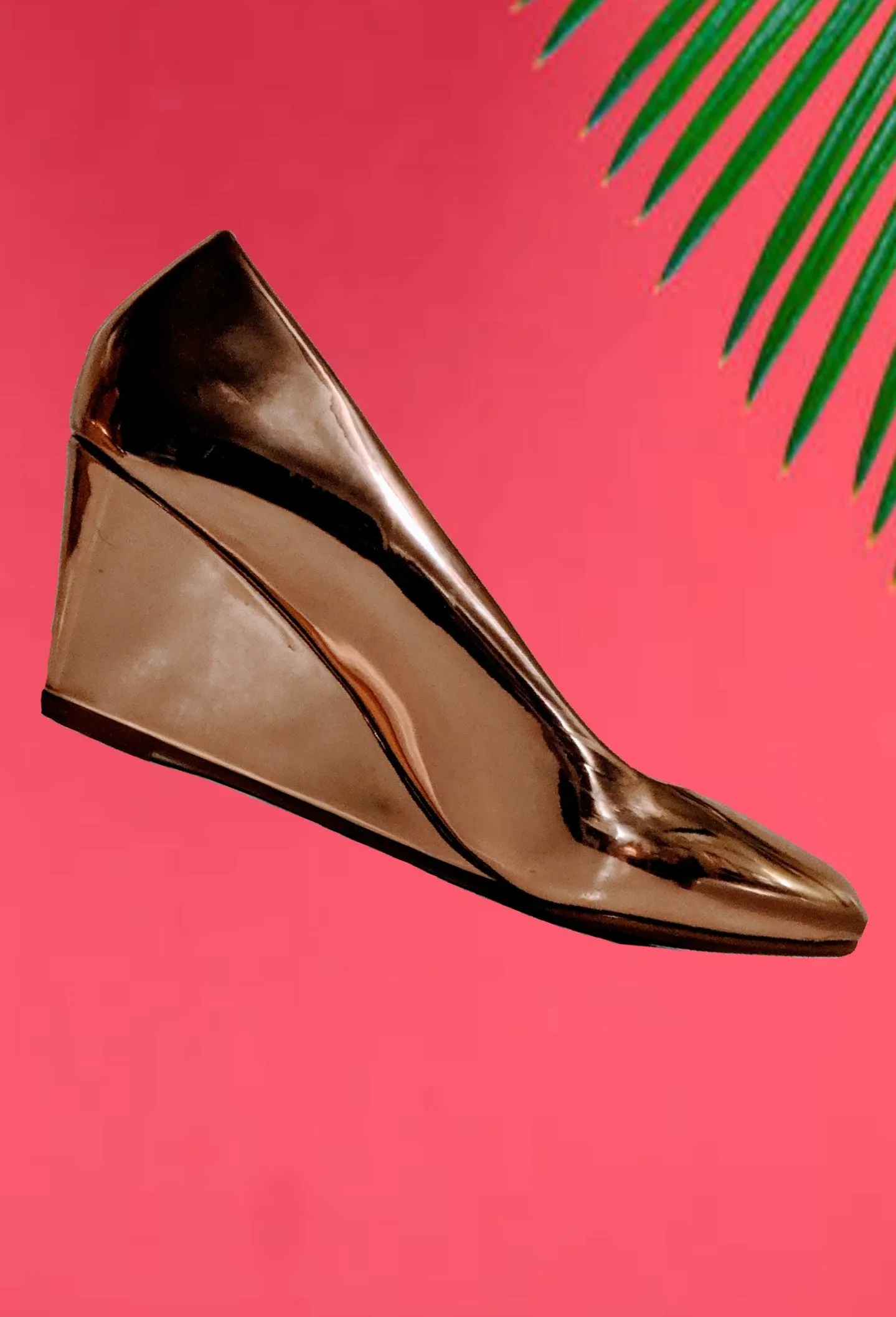 Forever rose gold shoes - So cute and comfy! Size 6