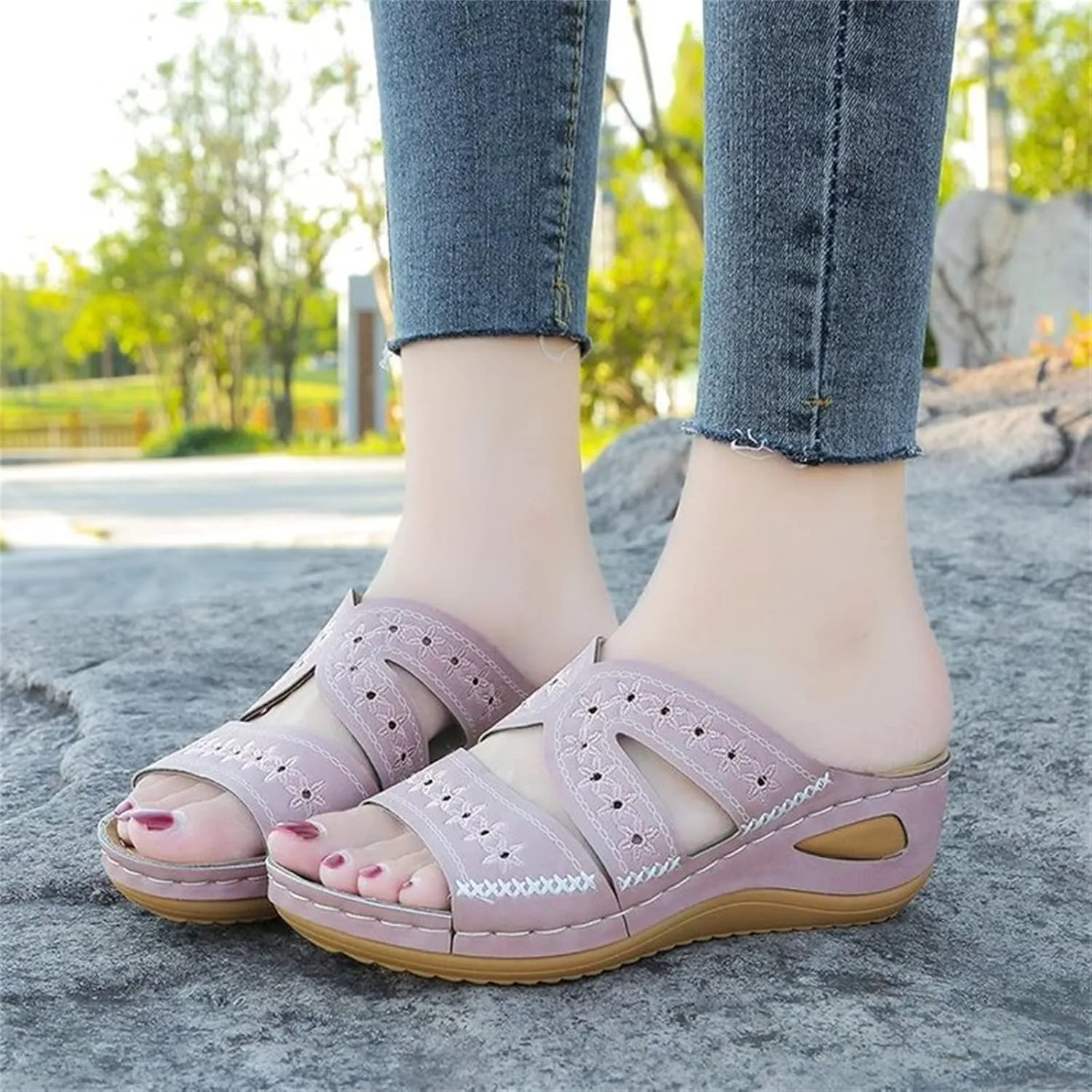 Ladmiple Sandals Women Wedge Low Heel Comfortable Walking Orthopedic Flip Flops Summer Orthotic Slides with Arch Support