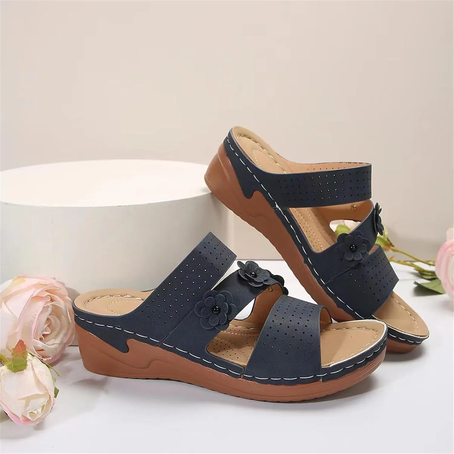 Ladmiple Womens Sandals Dressy Flat Comfortable Arch Support Orthotic Flip Flops Summer Walking Cute Orthopedic Slides 2024