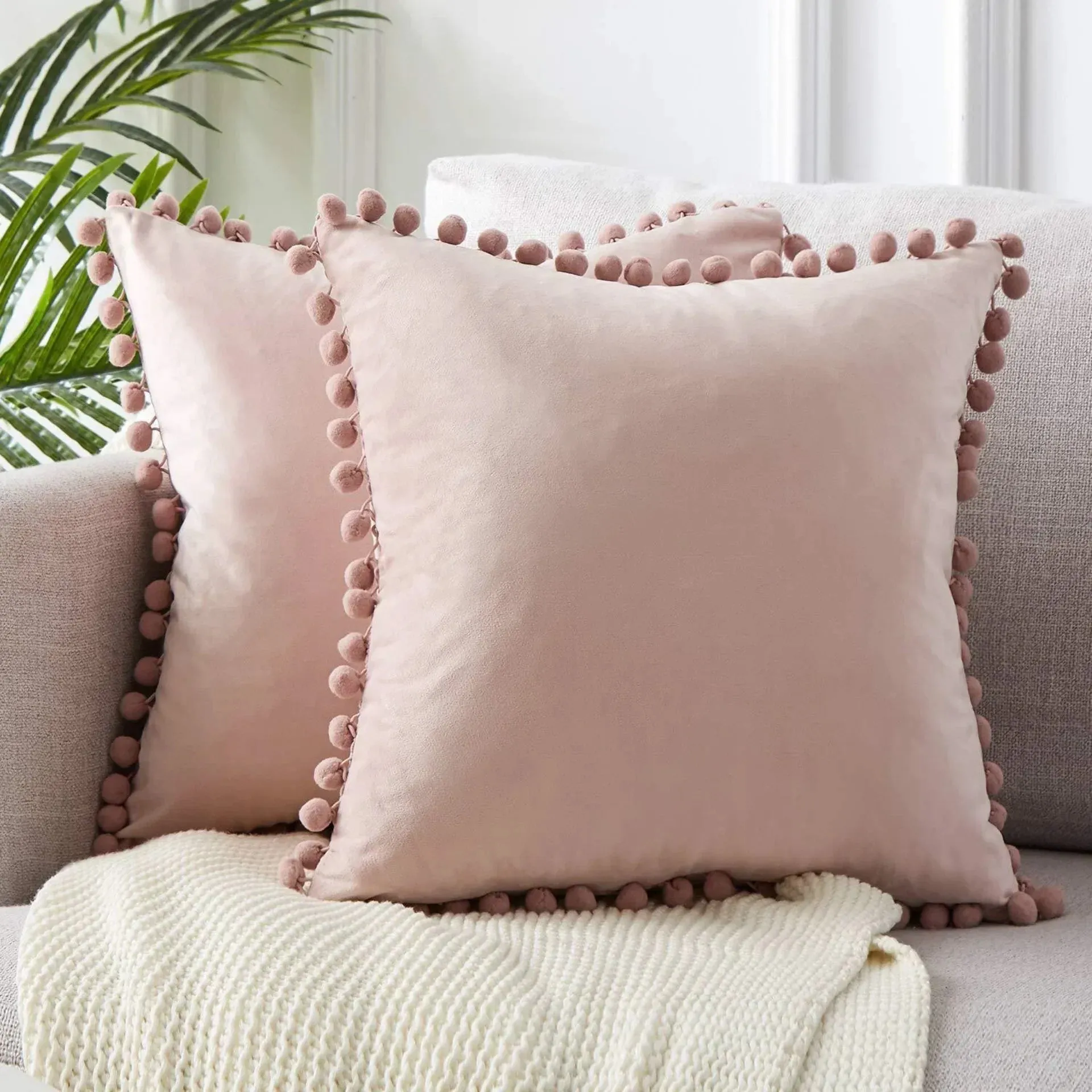 Luxurious Cushion Cover