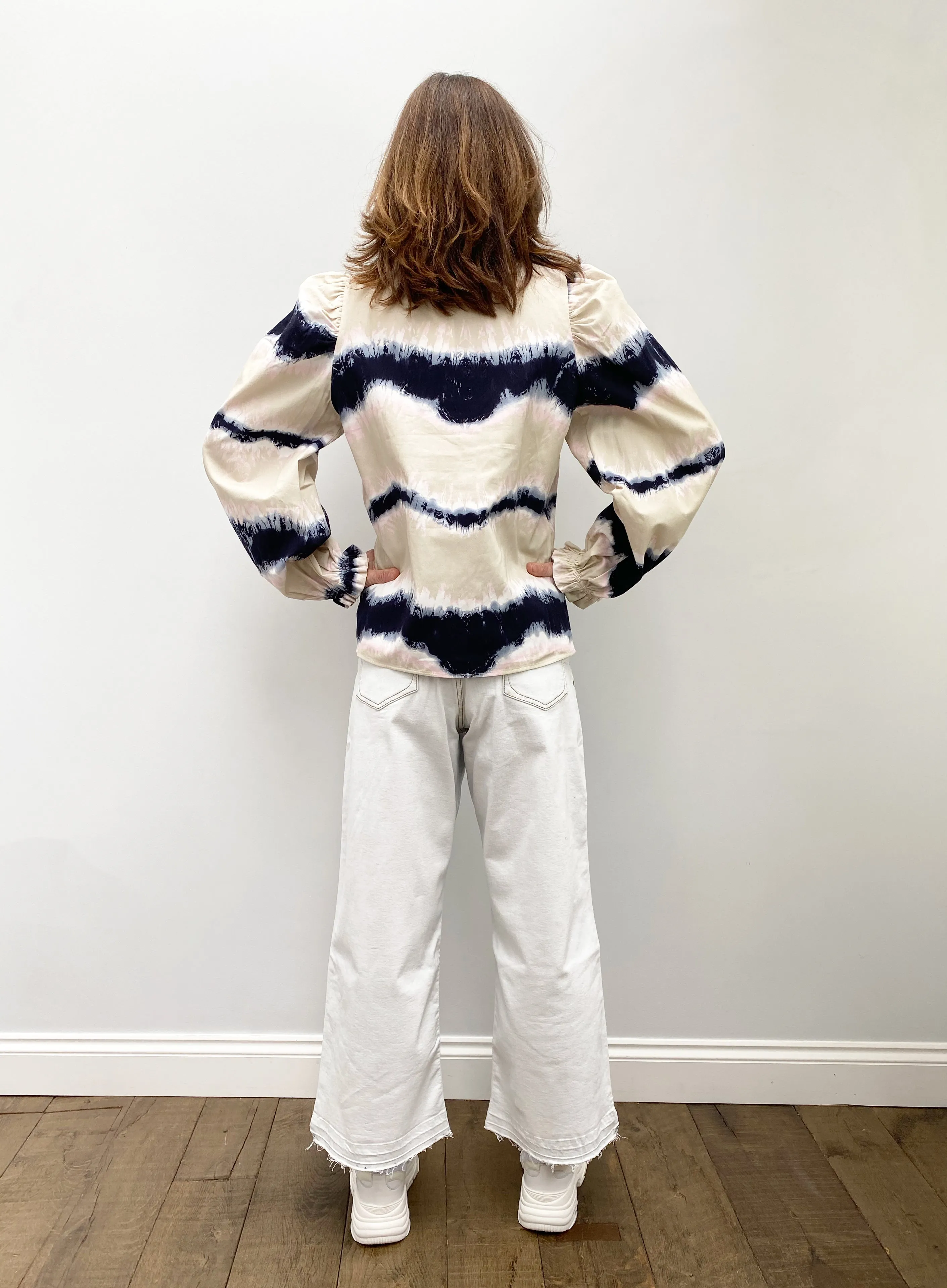 M Tresco Tie Dye Top in Sand