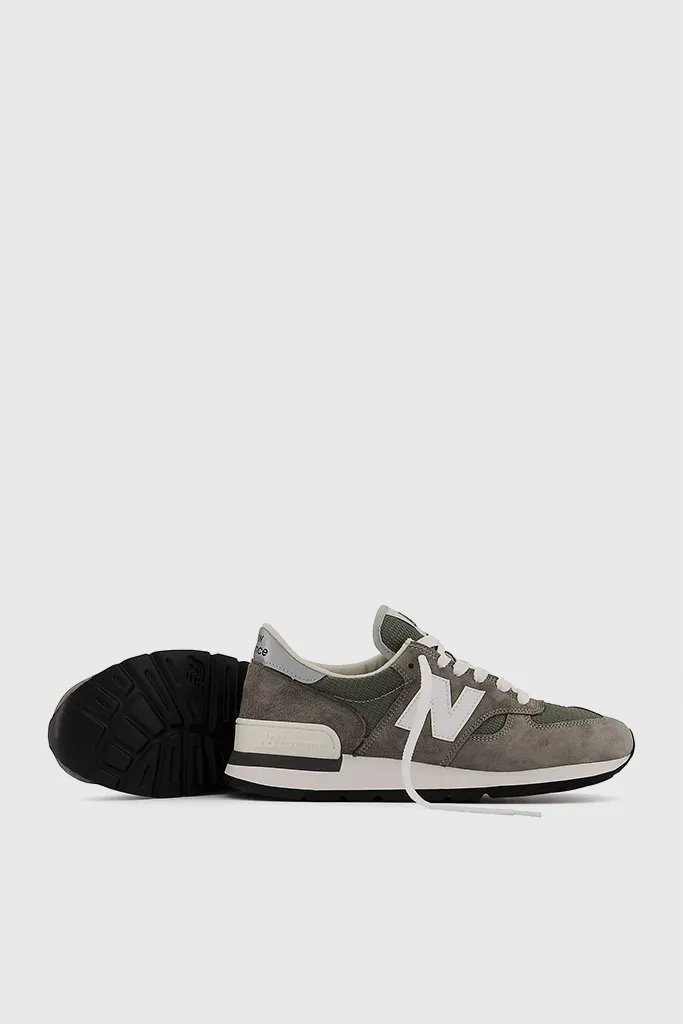 M990GR1 - Grey / White