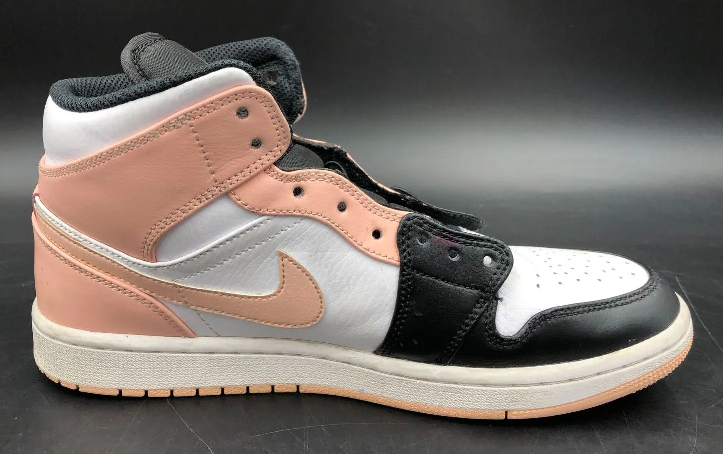 Nike Jordan 1 Mid 'Crimson Tint' Men's White/Black/Pink Sneakers - Size 8 ( COA)