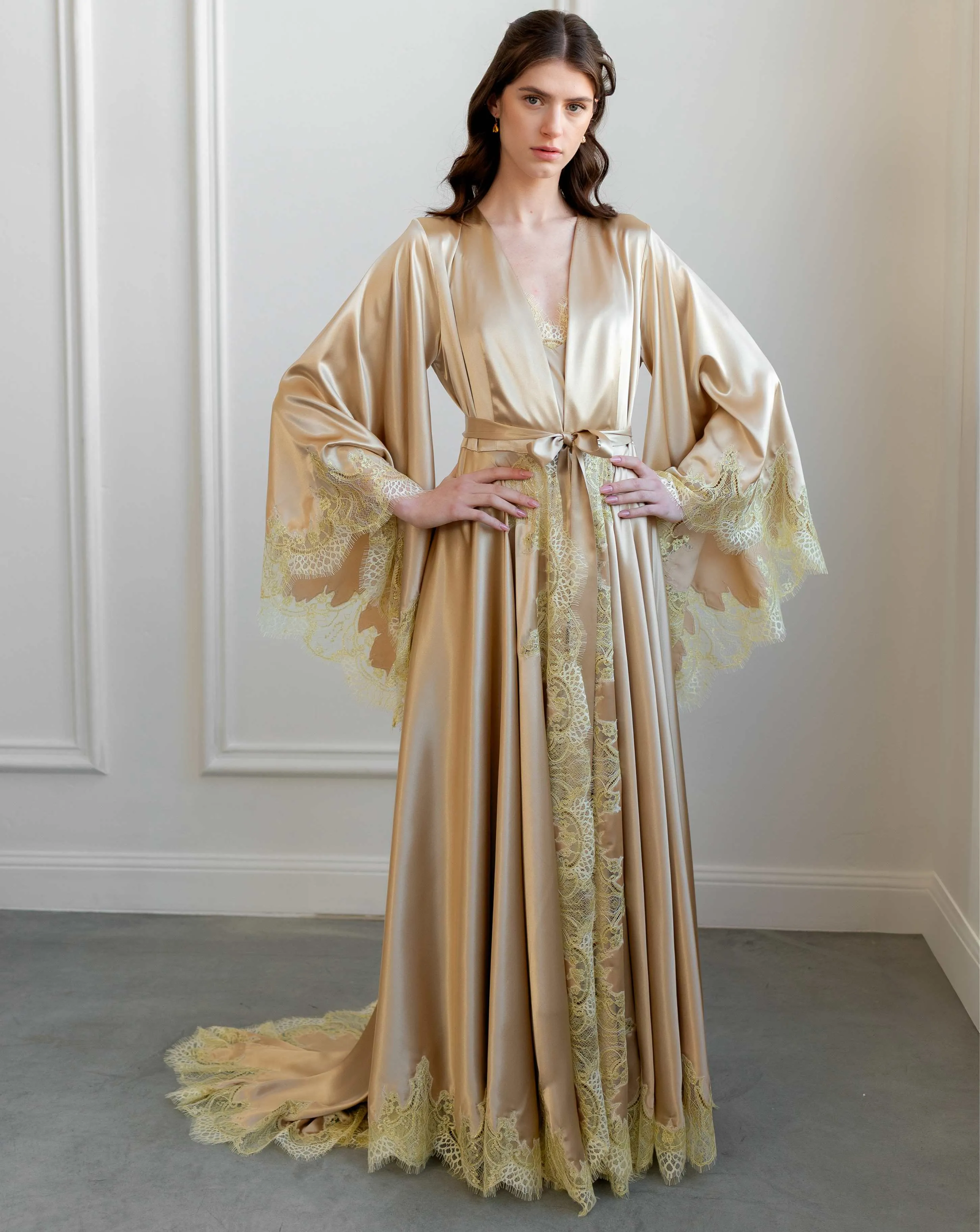 Royal Mirage Luxurious Set