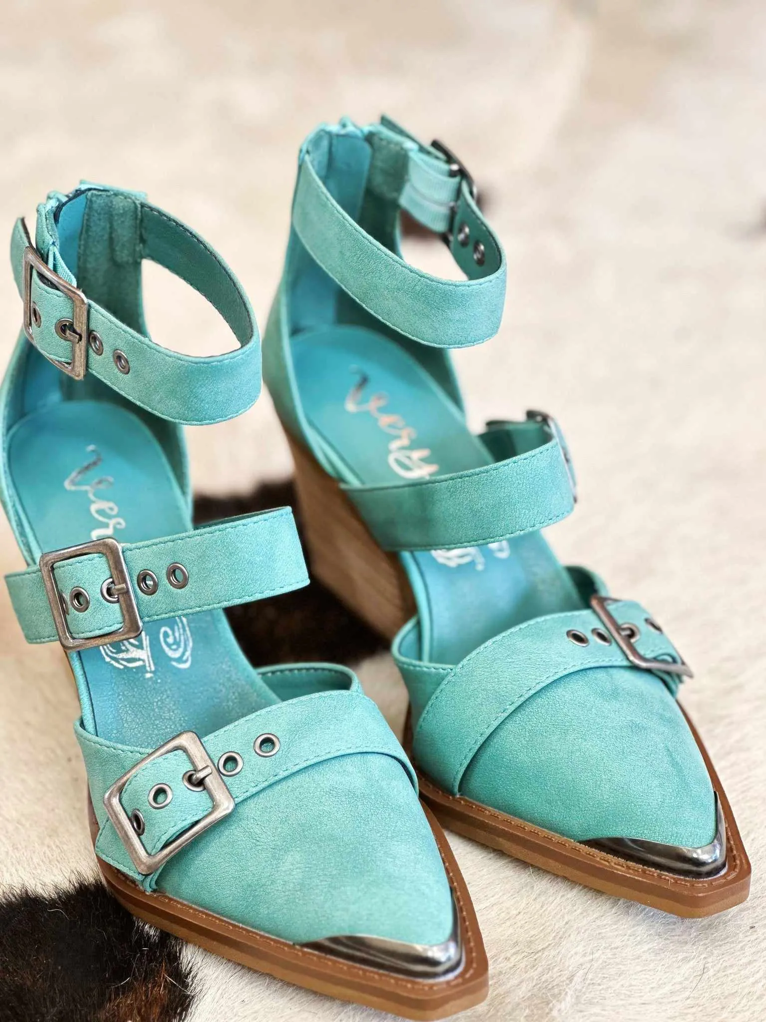 Sohiwoo Seasons Change Heel by Very G - Turquoise