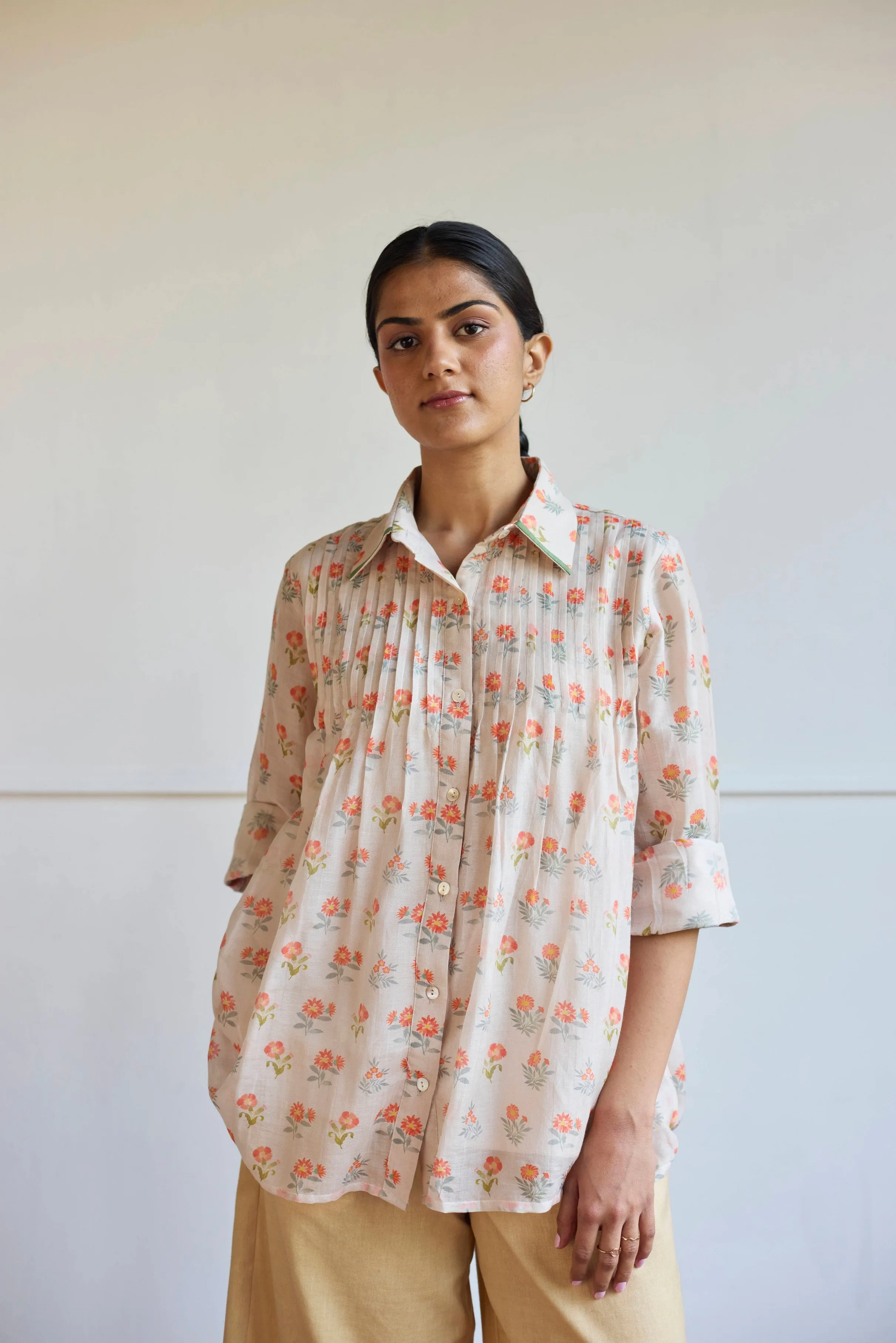 TAUPE SHIRT